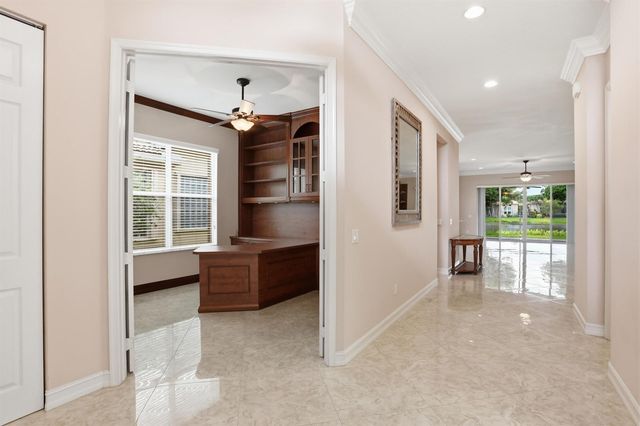 10825 Leaf Bridge Way, Boynton Beach, FL 33473