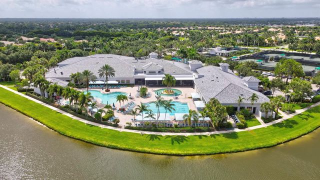 10825 Leaf Bridge Way, Boynton Beach, FL 33473