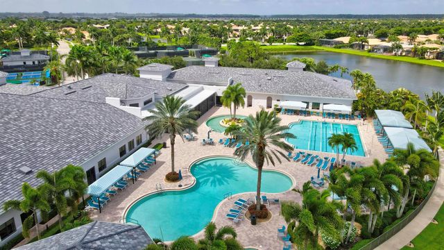 10825 Leaf Bridge Way, Boynton Beach, FL 33473