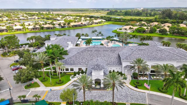 10825 Leaf Bridge Way, Boynton Beach, FL 33473