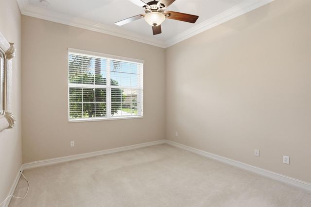 10825 Leaf Bridge Way, Boynton Beach, FL 33473