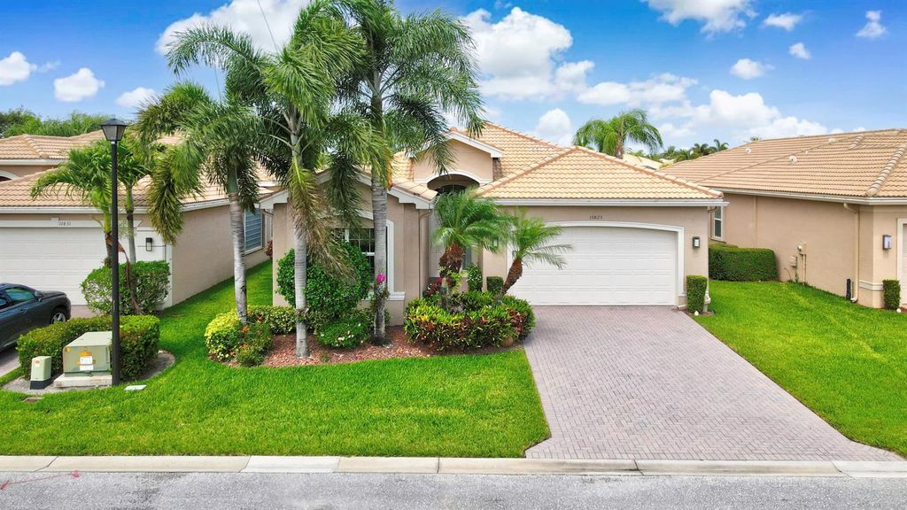 10825 Leaf Bridge Way, Boynton Beach, FL 33473