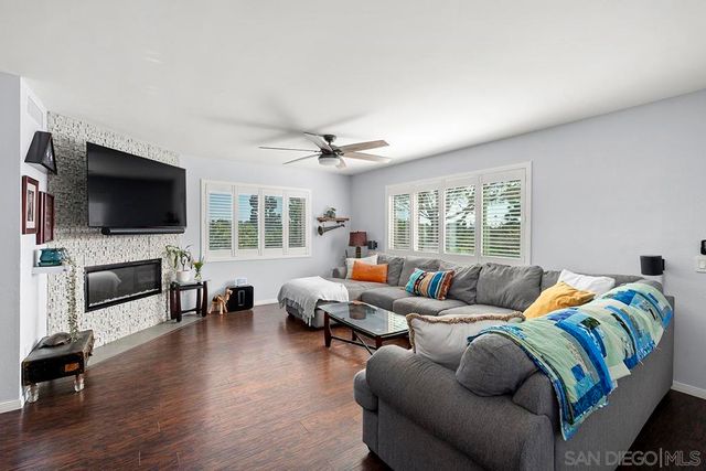 3716 Fairlindo Way, National City, CA 91950