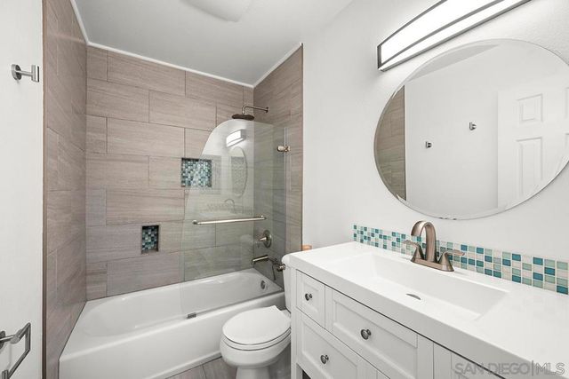 3716 Fairlindo Way, National City, CA 91950