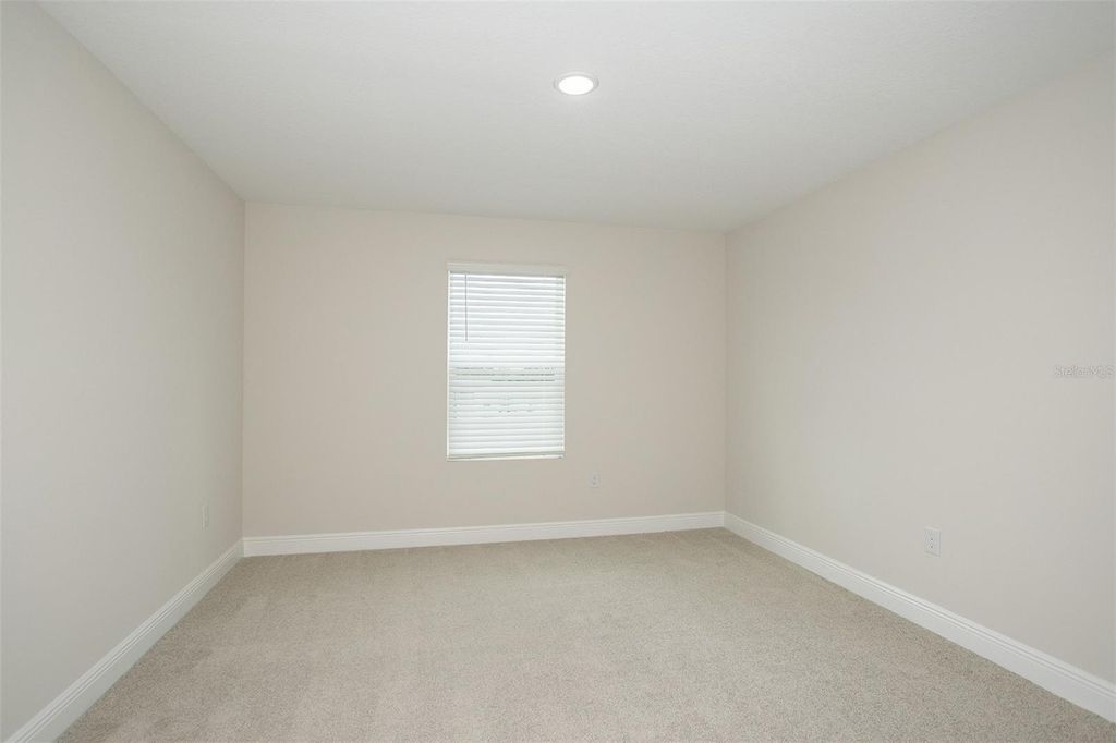 Image 15 of property listing at 33577 TWILIGHT SEA PLACE, Dade City, FL 33525