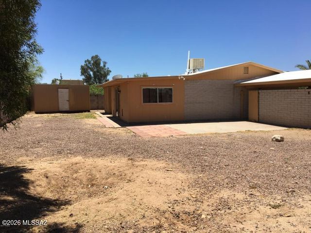 2891 W Via Del Santo, Tucson, AZ 85741