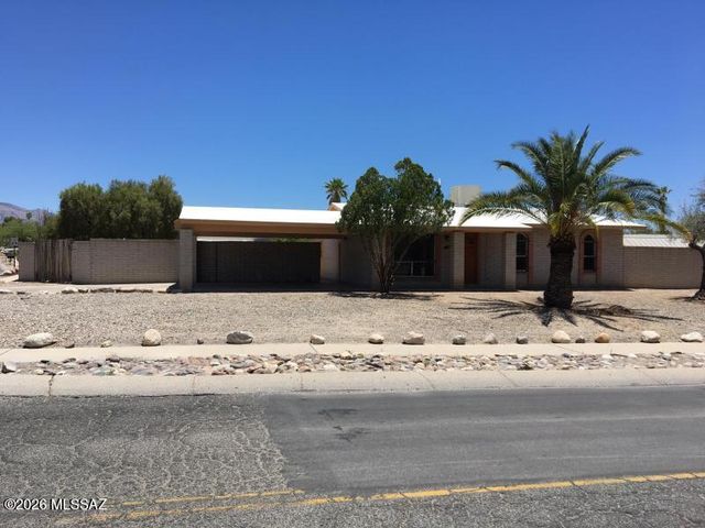 2891 W Via Del Santo, Tucson, AZ 85741