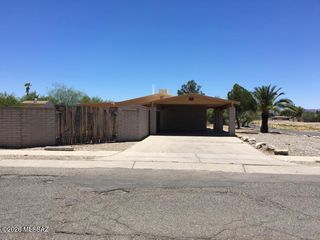 2891 W Via Del Santo, Tucson, AZ 85741