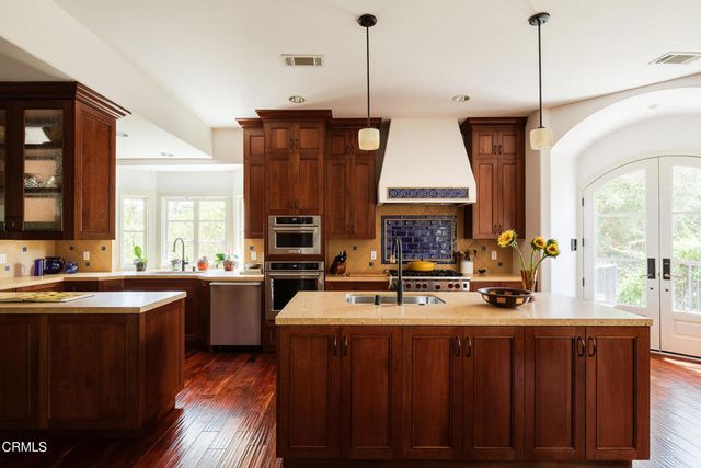 1641 Laurel Street, South Pasadena, CA 91030