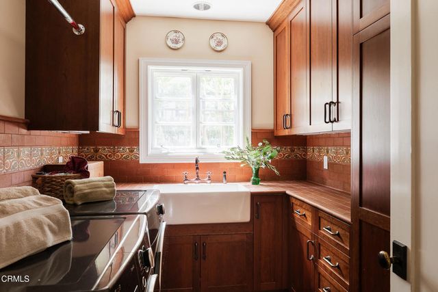 1641 Laurel Street, South Pasadena, CA 91030
