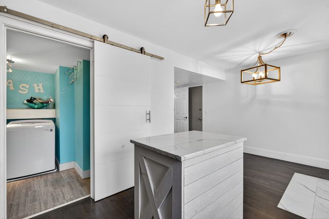 171 Bridlewood Circle, Lake In The Hills, IL 60156