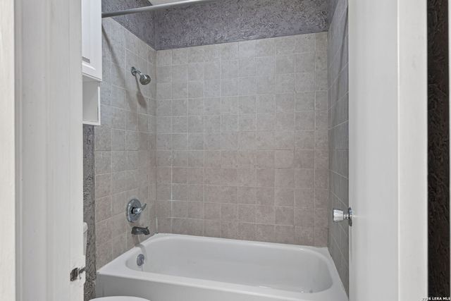 3915 Briarcrest St, San Antonio, TX 78247