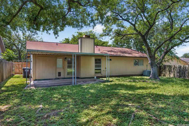 3915 Briarcrest St, San Antonio, TX 78247