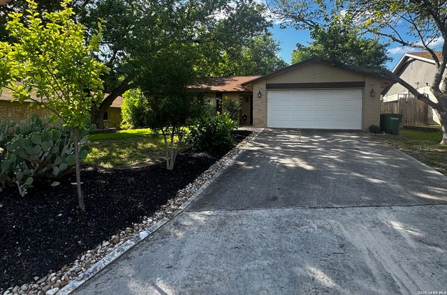 3915 Briarcrest St, San Antonio, TX 78247