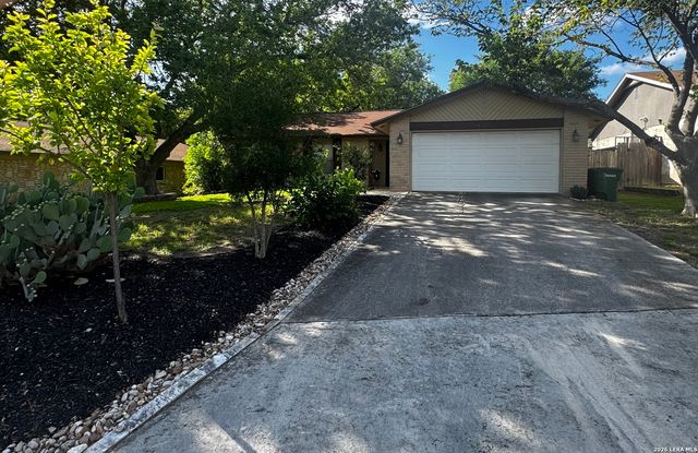 3915 Briarcrest St, San Antonio, TX 78247