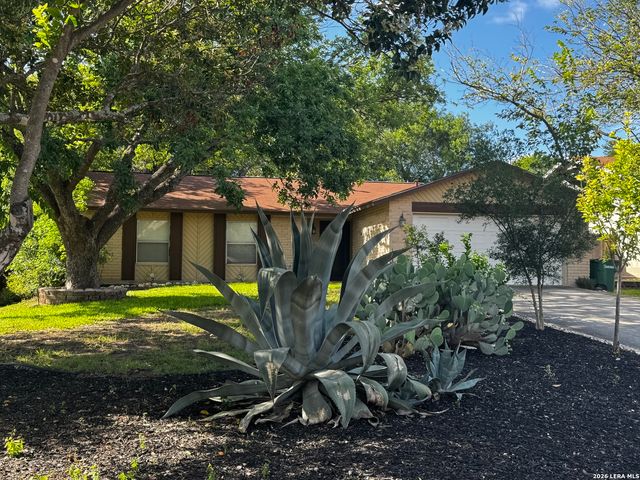 3915 Briarcrest St, San Antonio, TX 78247