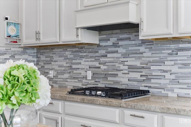 9801 Biscayne Drive, Bakersfield, CA 93311