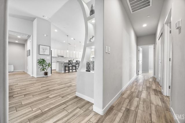 9801 Biscayne Drive, Bakersfield, CA 93311