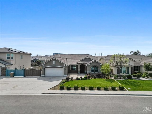 9801 Biscayne Drive, Bakersfield, CA 93311