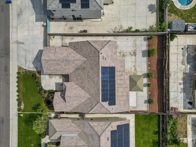 9801 Biscayne Drive, Bakersfield, CA 93311