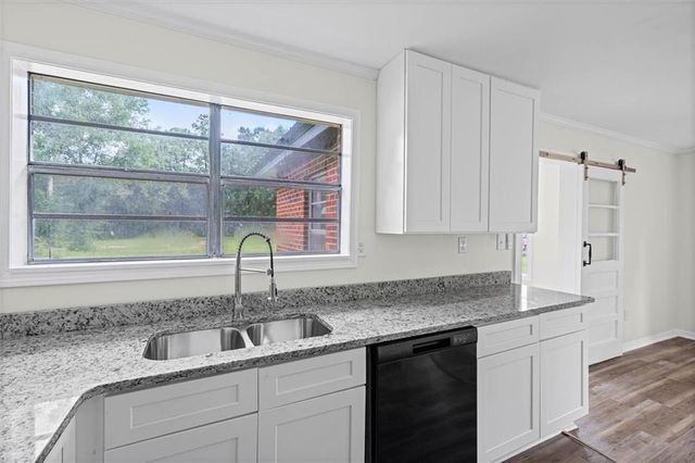 6570 Kushla Mcleod Road, Eight Mile, AL 36613