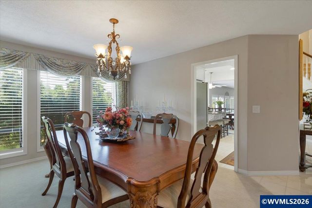 365 Snead Dr N, Keizer, OR 97303