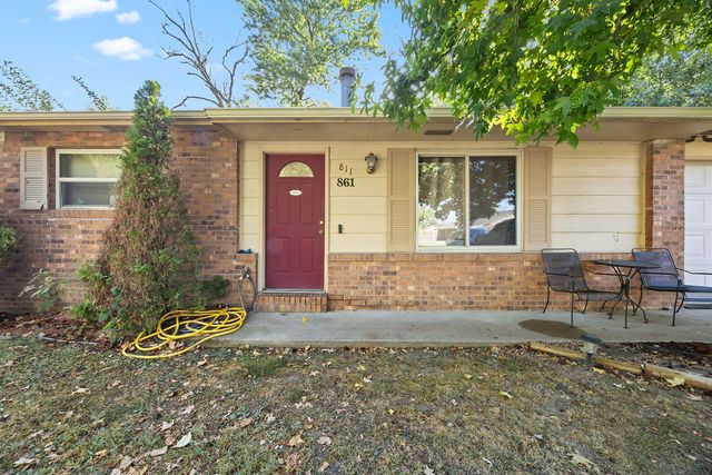 861 SE H Street, Bentonville, AR 72712