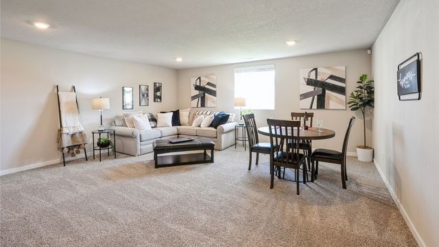 2451 SE Billings Place, West Des Moines, IA 50265