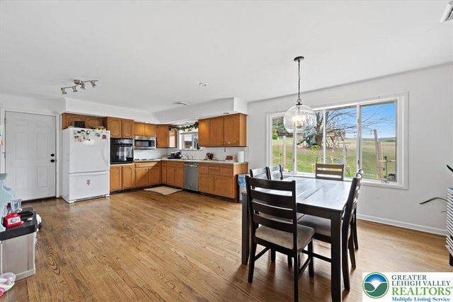 150 Diehl Road, Easton, PA 18042