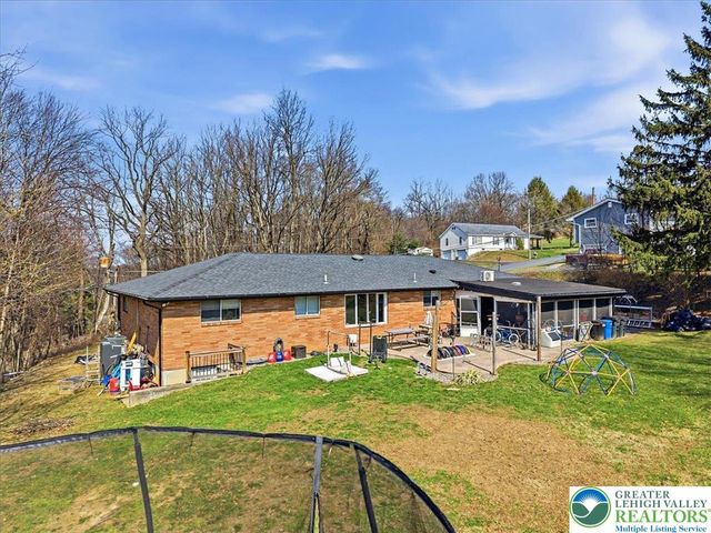 150 Diehl Road, Easton, PA 18042