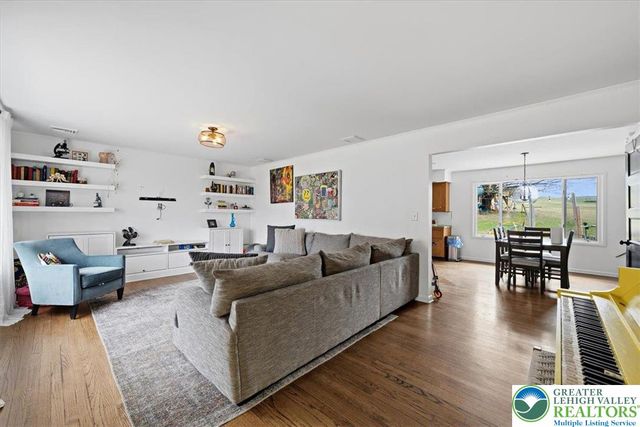 150 Diehl Road, Easton, PA 18042