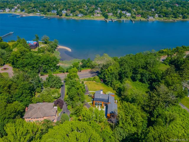 369 E Shore Road, Great Neck, NY 11023
