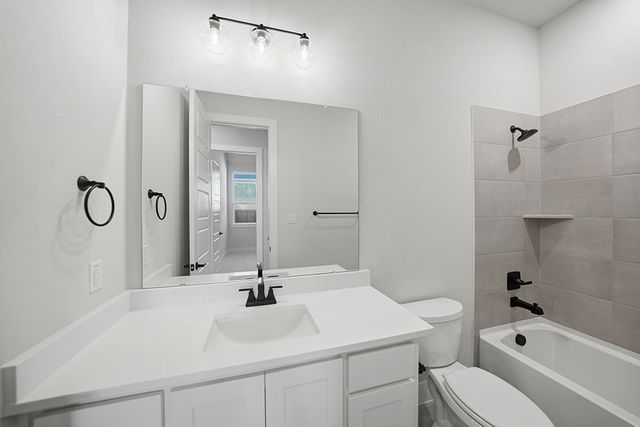 916 Montrose Drive, Rockwall, TX 75087