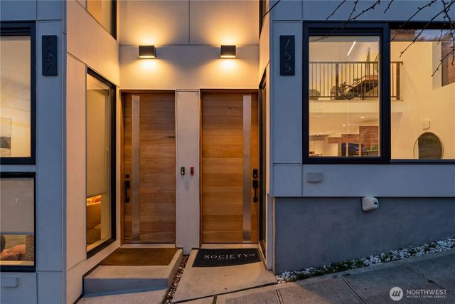 755 Hayes Street, Seattle, WA 98109