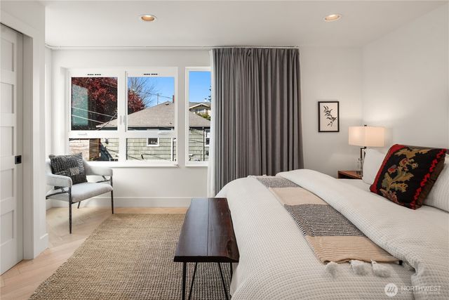 755 Hayes Street, Seattle, WA 98109