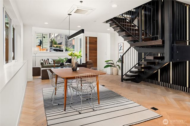 755 Hayes Street, Seattle, WA 98109