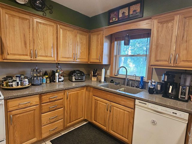 500 W Riverside Drive, Waterloo, WI 53594