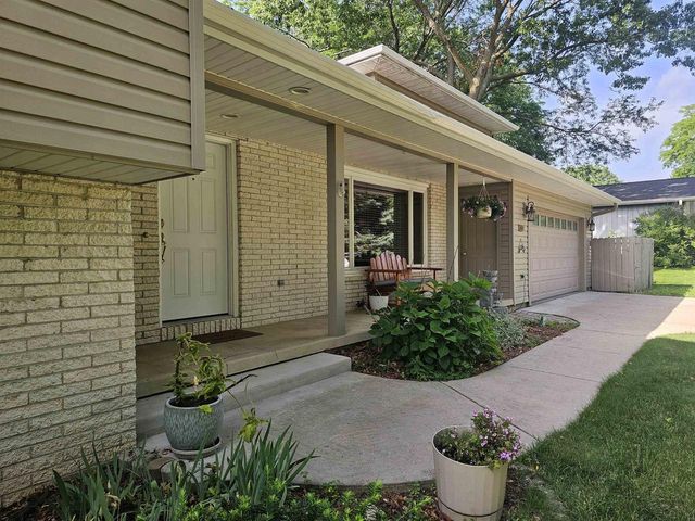 500 W Riverside Drive, Waterloo, WI 53594