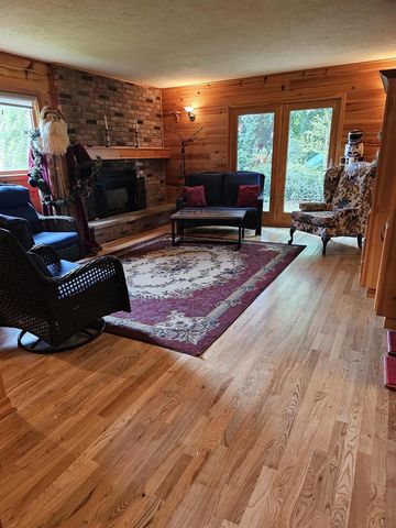 500 W Riverside Drive, Waterloo, WI 53594