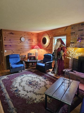 500 W Riverside Drive, Waterloo, WI 53594