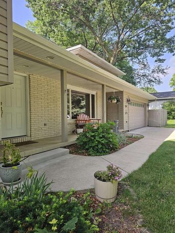 500 W Riverside Drive, Waterloo, WI 53594