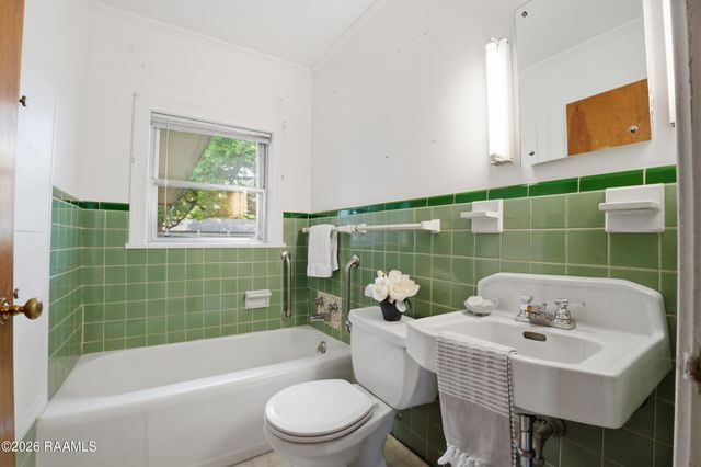 403 W Saint Joseph Street, Lafayette, LA 70506