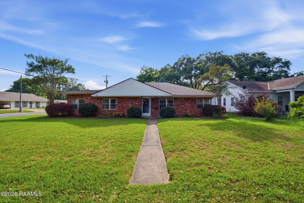 403 W Saint Joseph Street, Lafayette, LA 70506