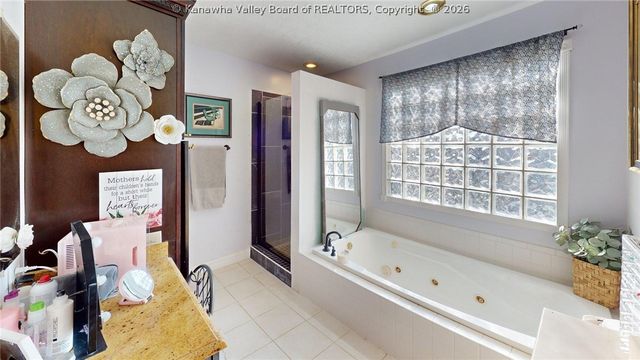 327 Northridge Drive, Hurricane, WV 25526