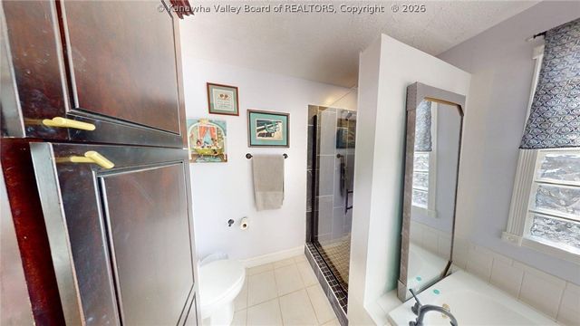 327 Northridge Drive, Hurricane, WV 25526