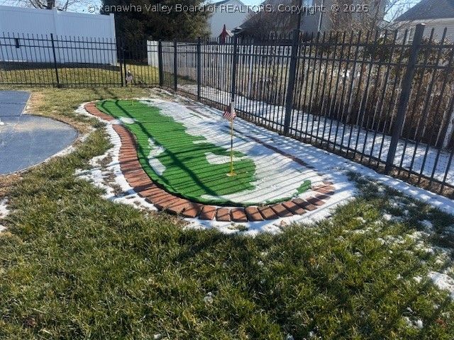 327 Northridge Drive, Hurricane, WV 25526