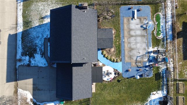 327 Northridge Drive, Hurricane, WV 25526