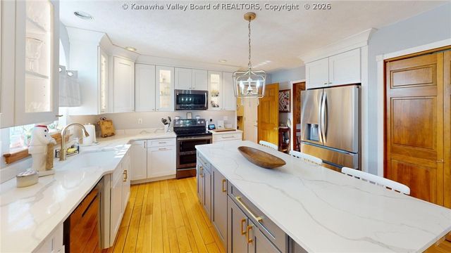 327 Northridge Drive, Hurricane, WV 25526