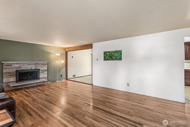 4218 192nd Place SW, Lynnwood, WA 98036