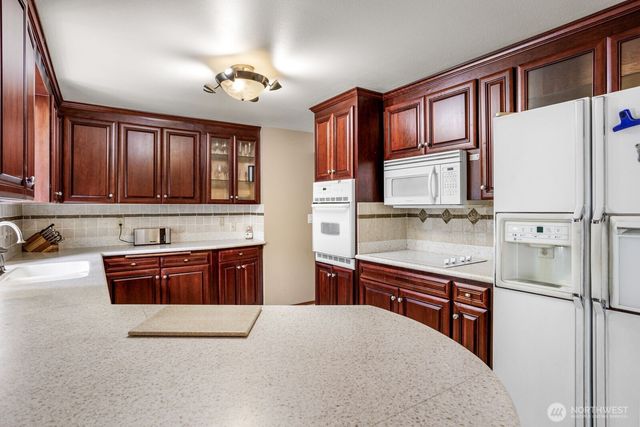 4218 192nd Place SW, Lynnwood, WA 98036